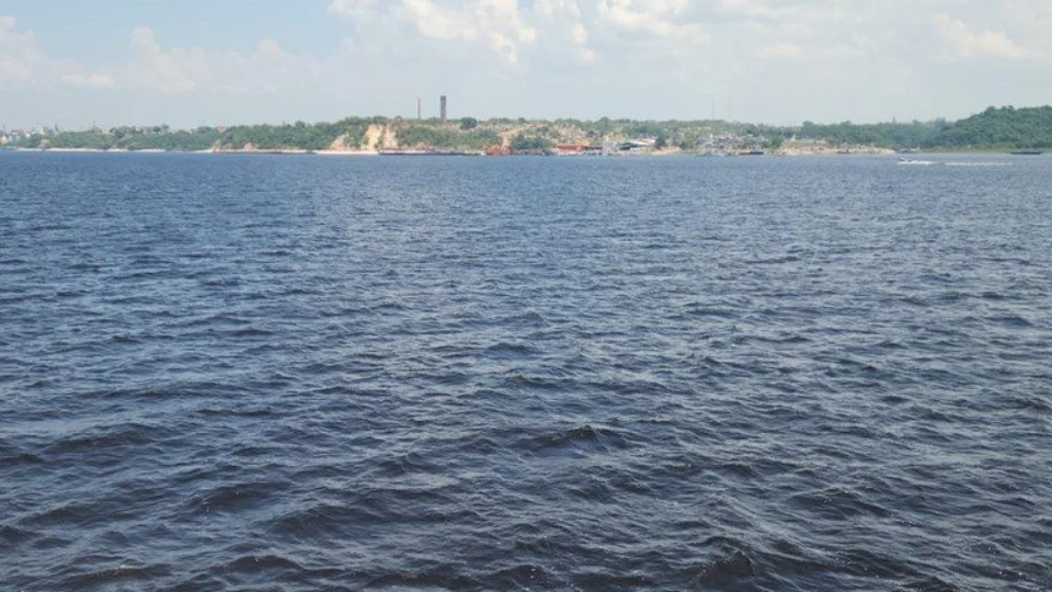 Rio Negro sai da fase de alerta de seca, mas 62 municípios continuam em emergência no AM