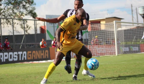 Amazonas FC renova contrato com atacante Sassá para 2024