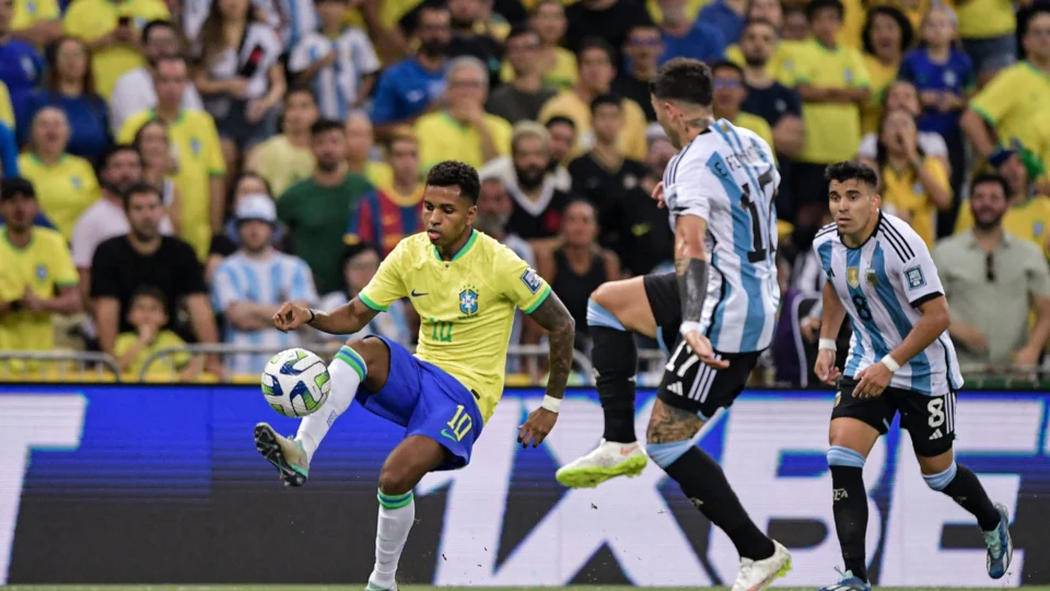 Seleção masculina cai para 5º lugar do ranking da Fifa e tem pior posição desde 2016