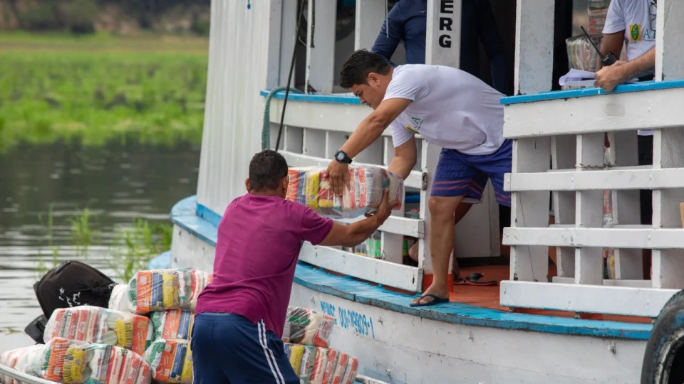 Seca no AM: parceria permite que ajuda humanitária chegue para mais de 4,7 mil famílias