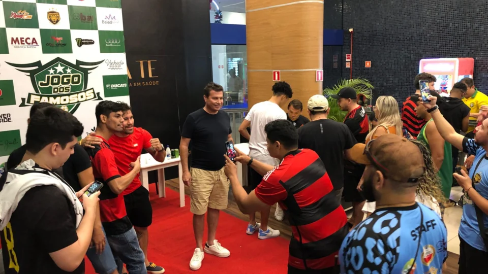 Confira a galeria de fotos da tarde de autógrafos dos ‘Jogo dos Famosos’