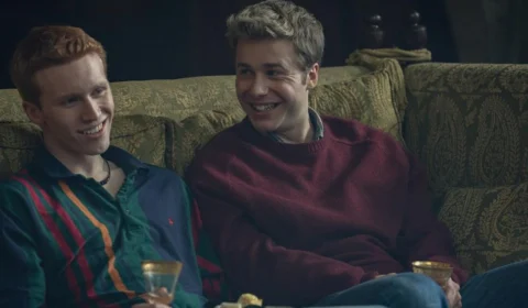 ‘The Crown’: como série retrata escândalo em que Harry se vestiu de nazista