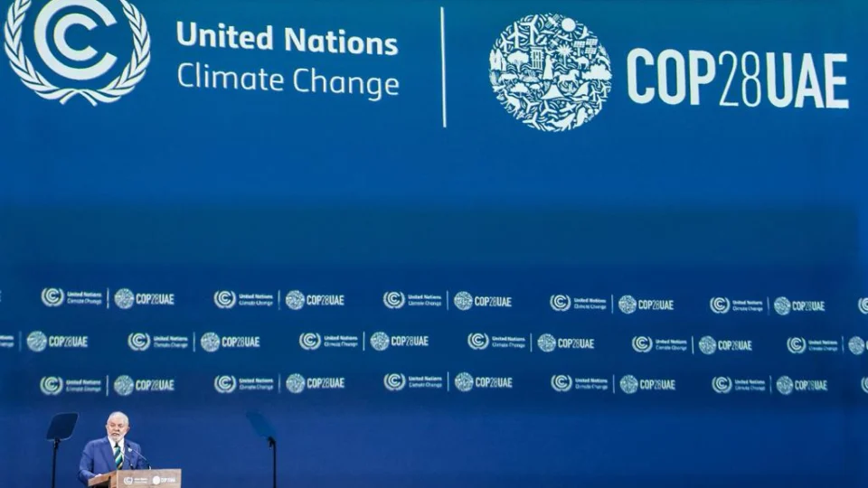 ‘Conta chegou’, diz Lula sobre seca no Amazonas e ciclones no Sul na COP28