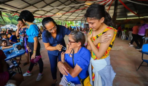 Manaus terá nove pontos para atualização vacinal contra Covid-19 neste sábado (2)