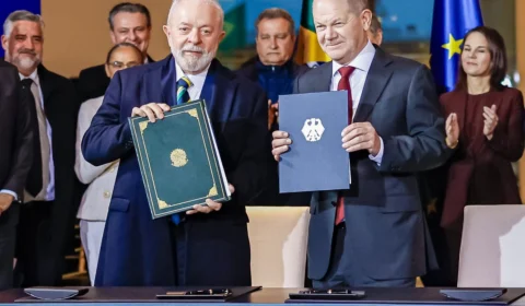 Lula diz que quer zerar desmatamento na Amazonia até 2030