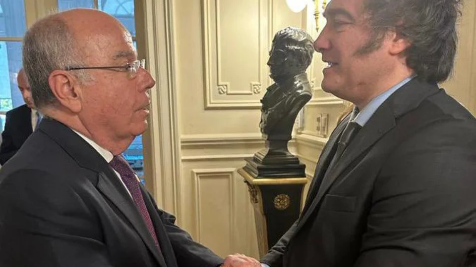 Na posse de Javier Milei, governo brasileiro reitera fortalecimento da relação bilateral