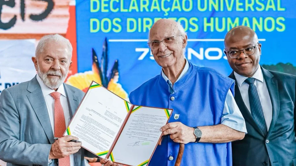 Governo assina decreto que regulamenta a Lei Padre Júlio Lancellotti