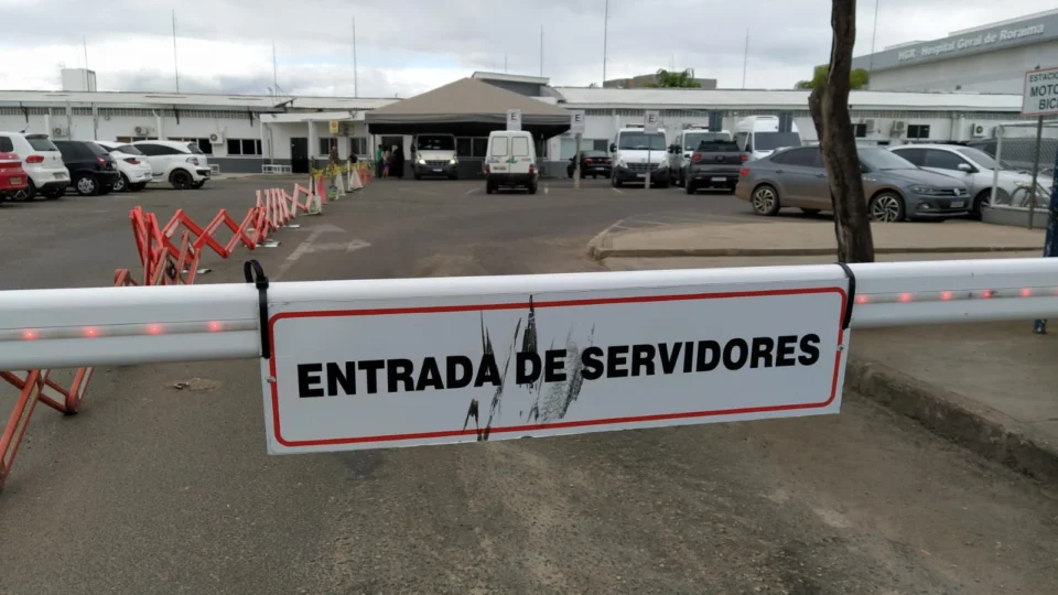 Estacionamento ‘privado’ gera revolta em pacientes e visitantes do Hospital Geral de Roraima