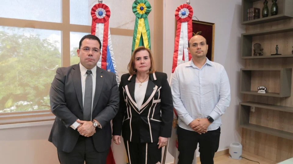 Comitê de crise da Saúde do Amazonas agenda encontro em Manaus