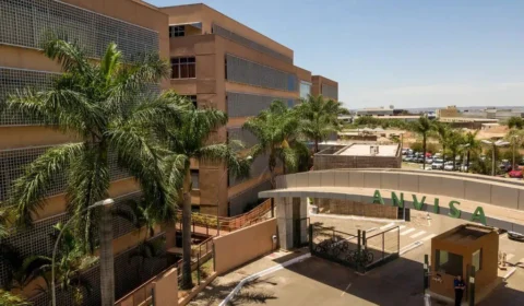 Anvisa aprova vacina atualizada para variante da covid-19