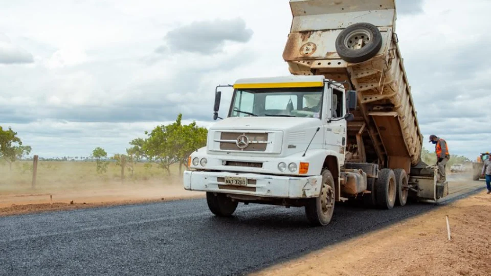 Asfaltamento da vicinal BVA-148, na região do Murupu, entra em fase de conclusão