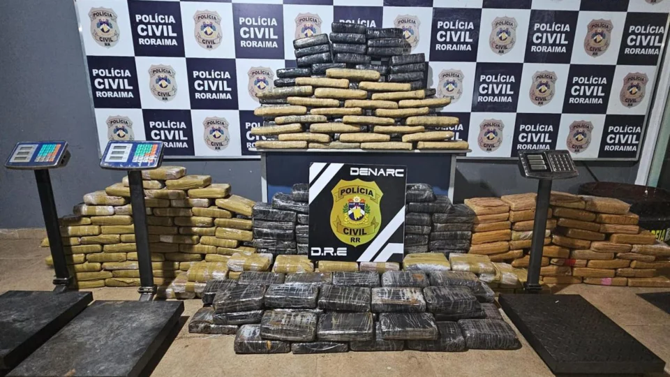 Dois garimpeiros são presos com 357 kg de drogas no interior de RR