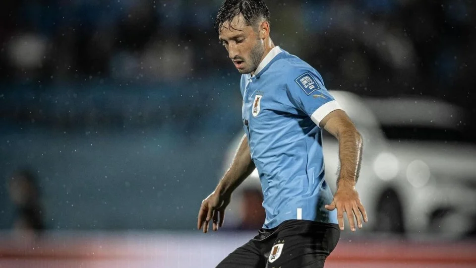 Matias Viña está no radar do Flamengo