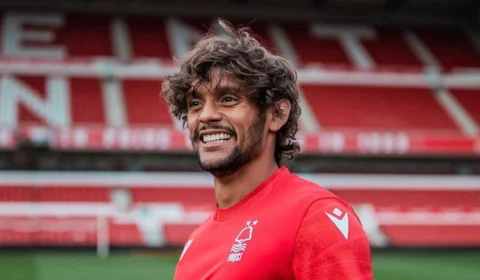 Antes de decidir futuro, Gustavo Scarpa pretende ouvir projeto do Flamengo