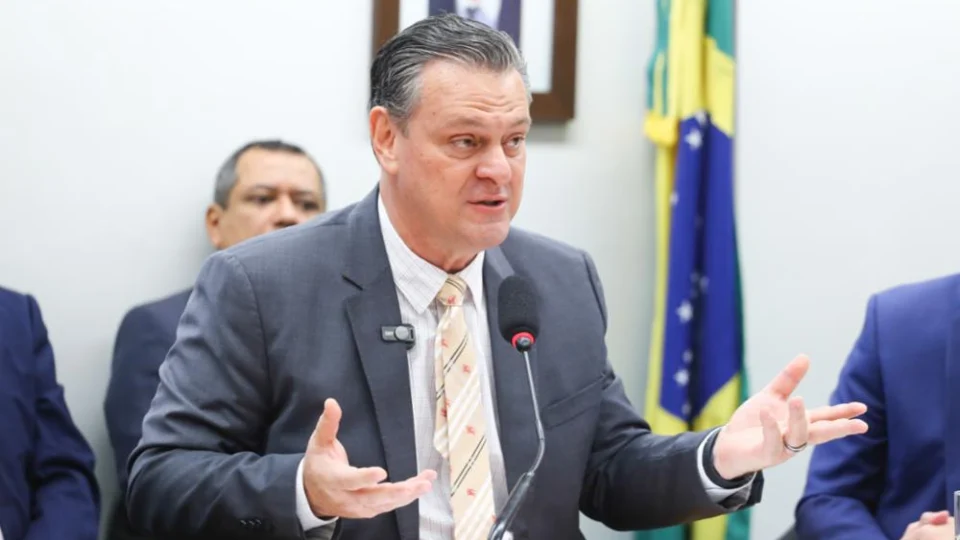 Ministro negocia com governo mais R$ 500 milhões para programa rural
