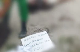 Jovem é executada e criminosos deixam bilhete ‘tava passando informação’, em Parintins-AM