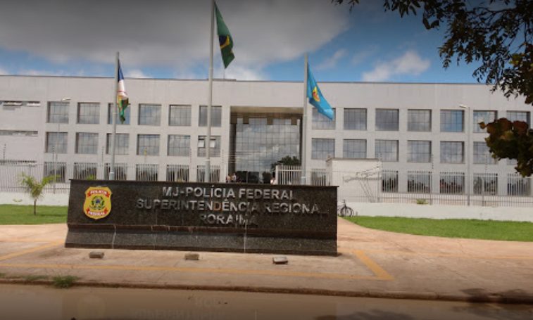 Na Fronteira: PF apreende 750 mil dólares em veículo aborda pela Polícia Civil