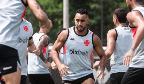 Ramón Díaz comanda último treino do Vasco antes da “decisão” contra Bragantino