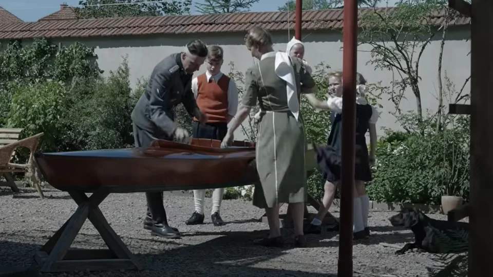 ‘Zona de Interesse’, arrepiante filme sobre o Holocausto, ganha prêmio da crítica americana