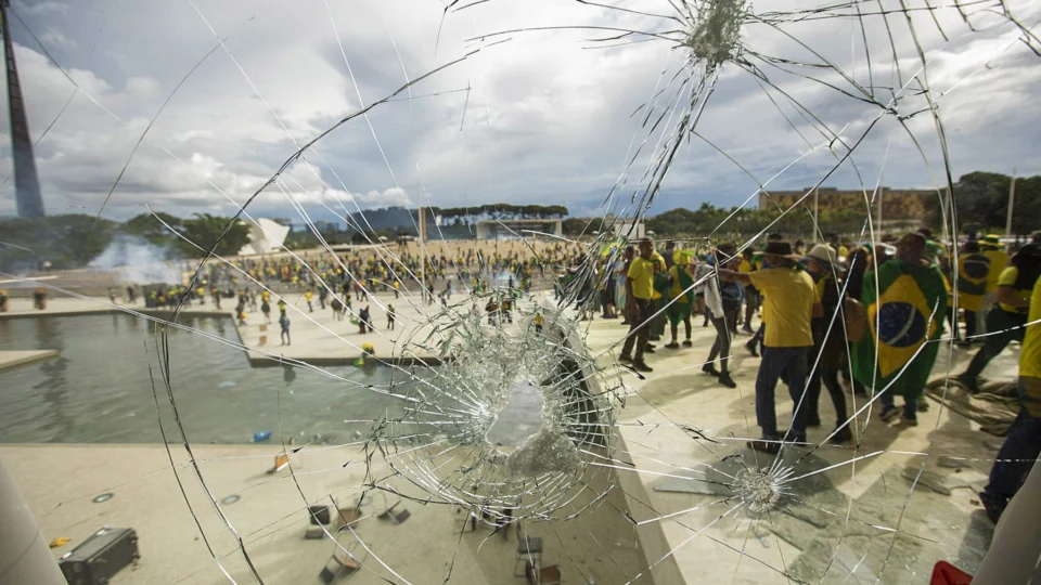 Ato do 8/1 celebra a democracia em evento no Congresso Nacional