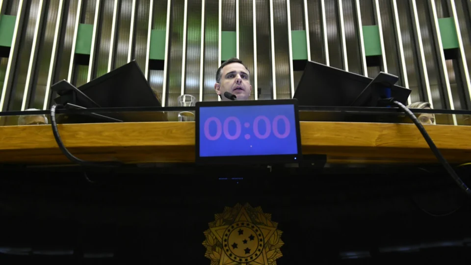 Pacheco quer reunião com líderes para tratar da MP que reonera a folha