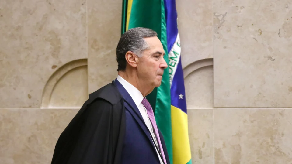 ‘Jair Bolsonaro elegeu o STF como o seu principal inimigo’, diz Barroso