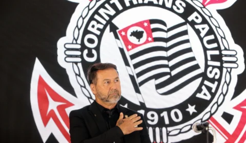 Corinthians: Augusto Melo anuncia três reforços durante cerimônia de posse