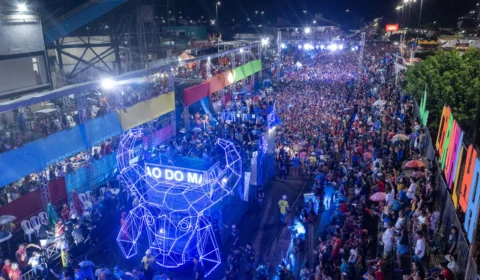 Carnailha 2025: Parintins espera 10 mil turistas para festa que une Boi-Bumbá e Carnaval