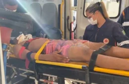 Jovem colide em poste e vai para PS com fratura na mandíbula no AC