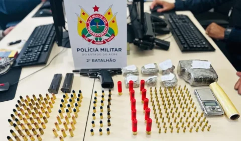 Homem é preso com arma de fogo, drogas e munições no Acre