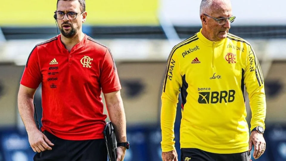 Dorival Júnior repete Tite e vai ter filho como auxiliar na seleção brasileira