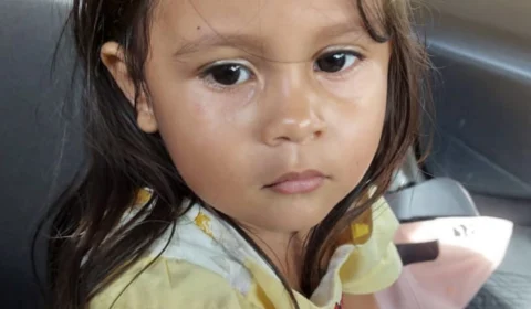 Criança é encontrada em posto de gasolina no Novo Airão-AM