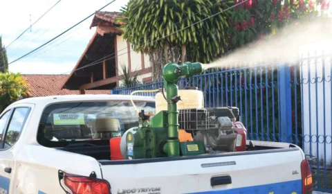 Saúde do Acre realiza mutirão para controle de focos da dengue