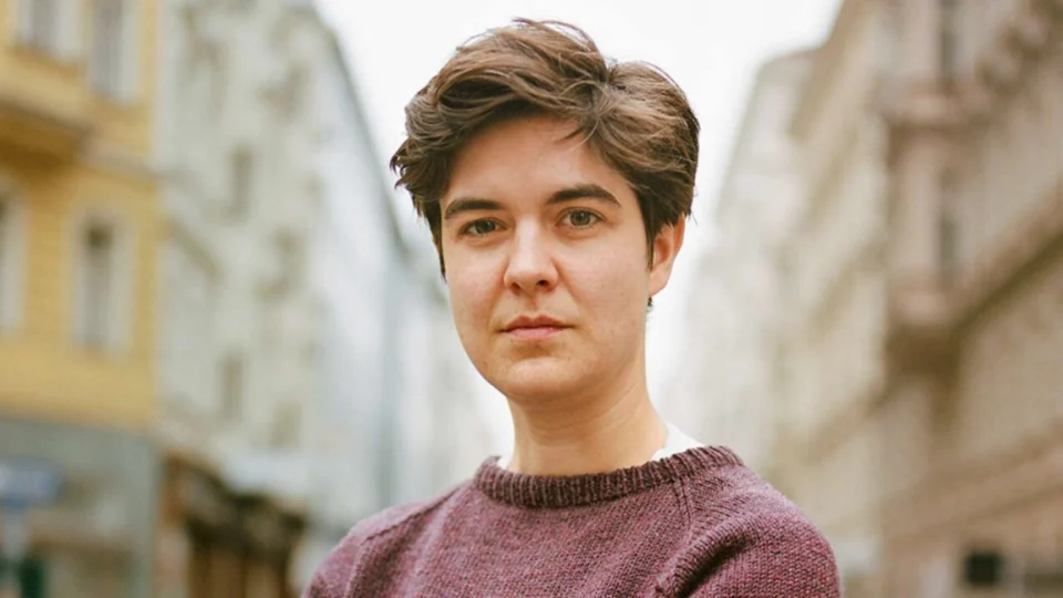 Bilionária vai escolher 50 pessoas para gastar 131 milhões