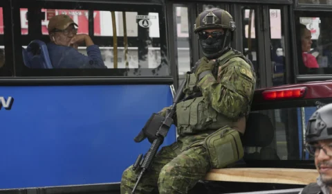 Equador: agentes penitenciários feitos reféns são liberados