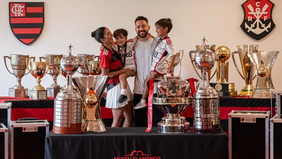 Everton Ribeiro se despede do Flamengo: ‘Anos mais lindos da minha vida’