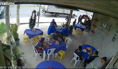 VÍDEO: clientes em restaurante presenciam tiroteio na zona oeste de Manaus 