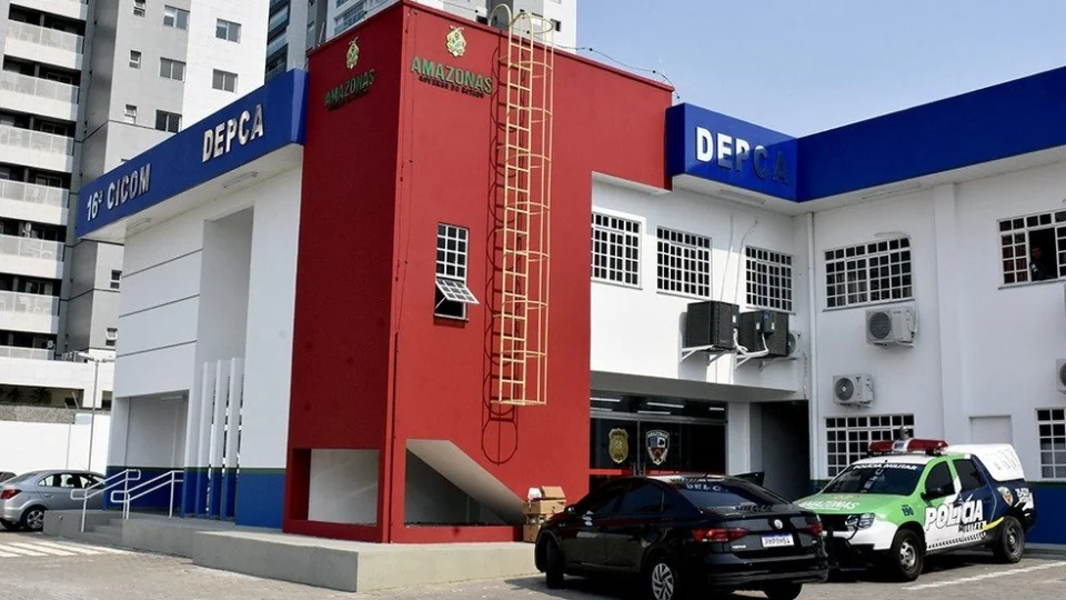 VÍDEO: PC-AM prende avô que abusou sexualmente das duas netas em Manaus