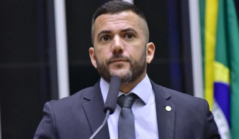 Deputados de oposição articulam reunião em apoio a Jordy nesta quarta (24) 