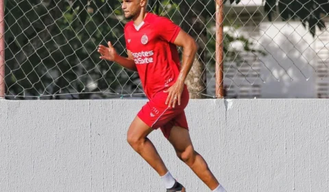 Nacional FC reforça sua defesa com a contratação de Lucas Rex para 2024