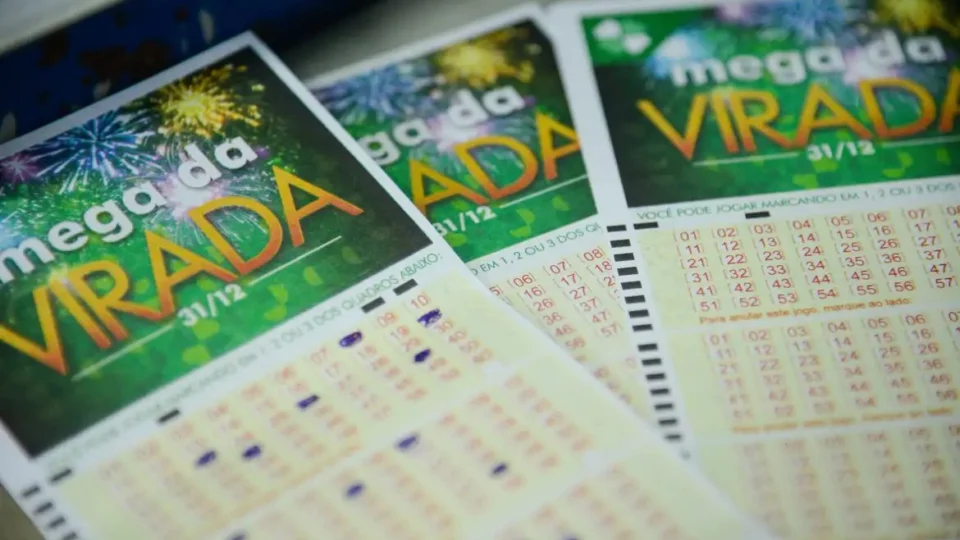Mega da Virada 2023: cinco apostas dividem R$ 589 milhões