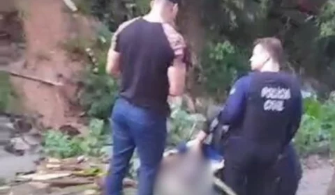 VÍDEO: crânio humano é encontrado em área de mata, em Manaus