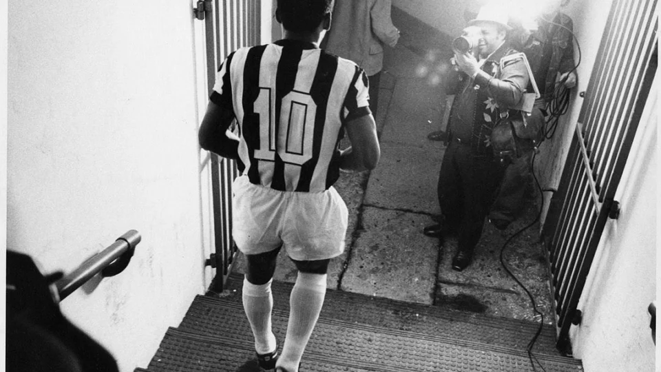 Dia do Rei Pelé: projeto de lei é aprovado em homenagem à data do milésimo gol