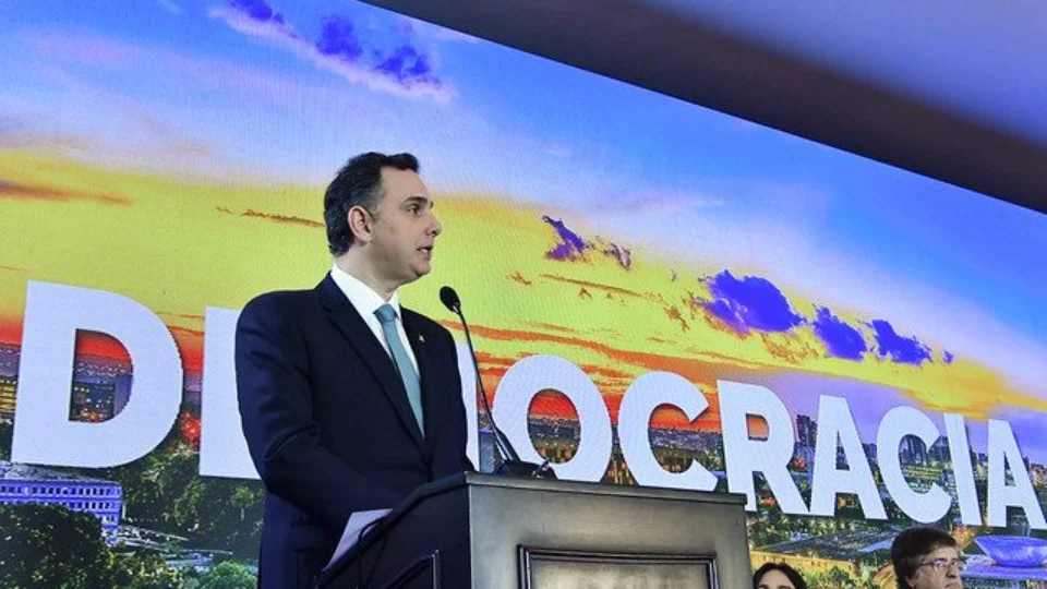 Pacheco vai pedir ao STF lista de parlamentares monitorados pela Abin