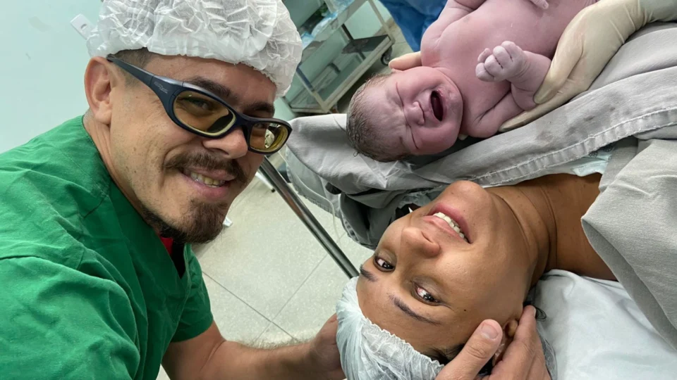 Primeiro bebê nascido em 2024 na rede pública do Tocantins é menina