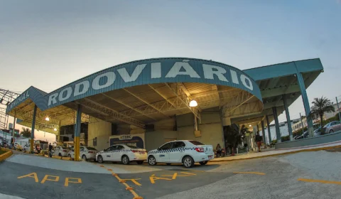 Quatro jovens que estavam em BMW morrem em Santa Catarina