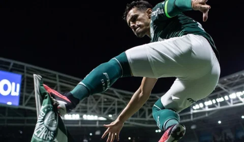 Raphael Veiga sobre proposta da Arábia Saudita: ‘Quero fazer história no Palmeiras’