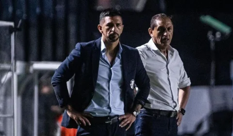 Vasco confirma renovação do contrato do técnico Ramón Díaz