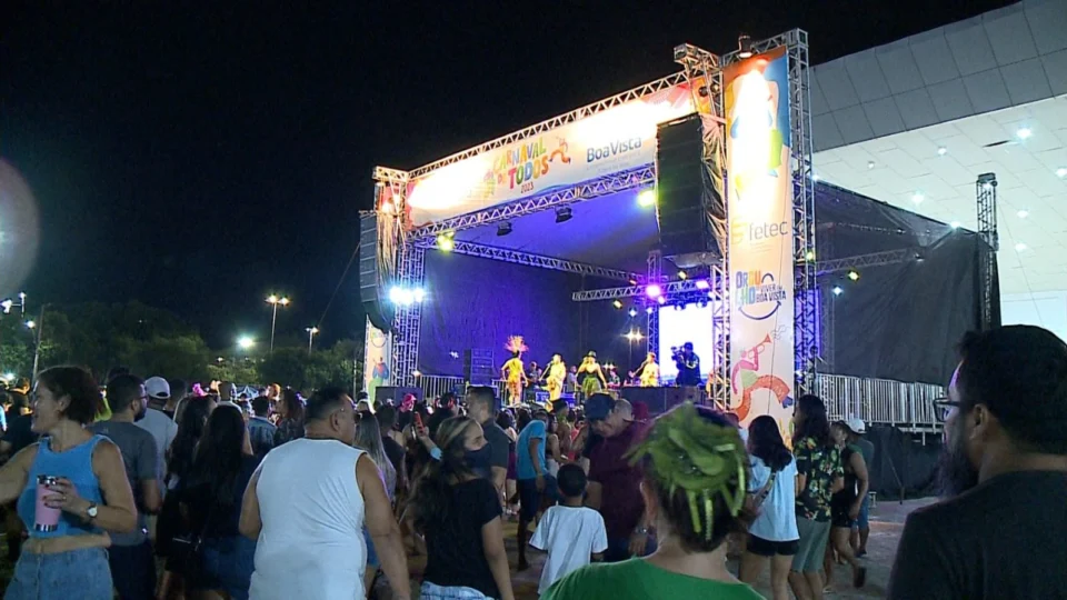 Carnaval 2024: Procon orienta sobre pacotes de viagens e festas privadas