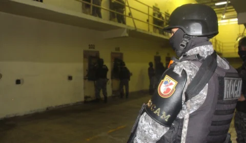 Ipat passa por revista geral em Manaus